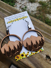 Load image into Gallery viewer, Wood mountain earrings